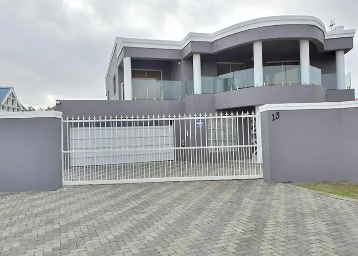 Kbj House