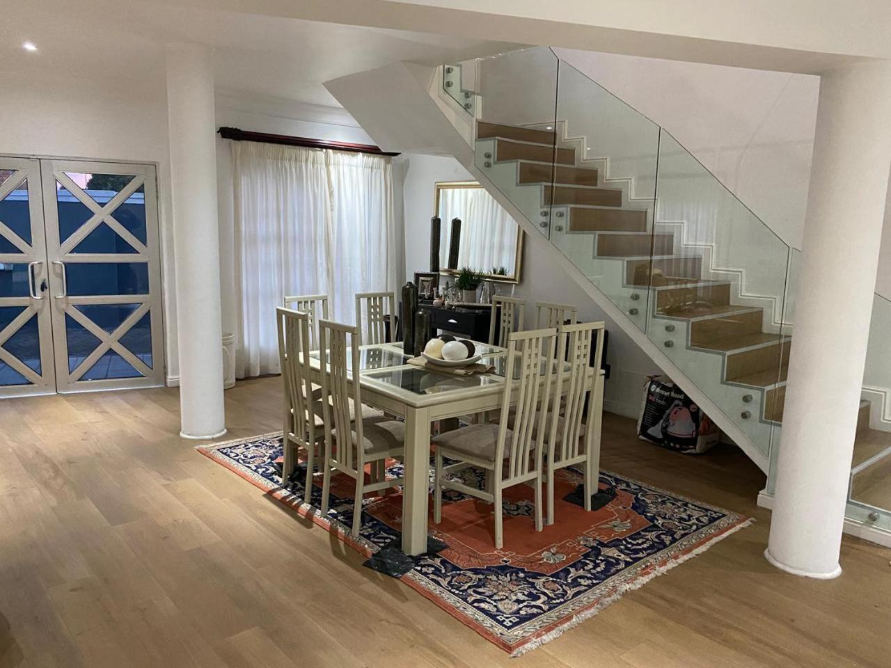 Villa Kbj House Cape Town